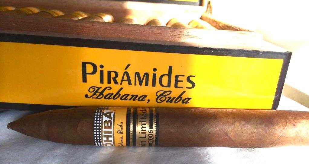 Cohiba 24 Piramides Luxury Humidor L.E. 2006 Cuban Cigar Online