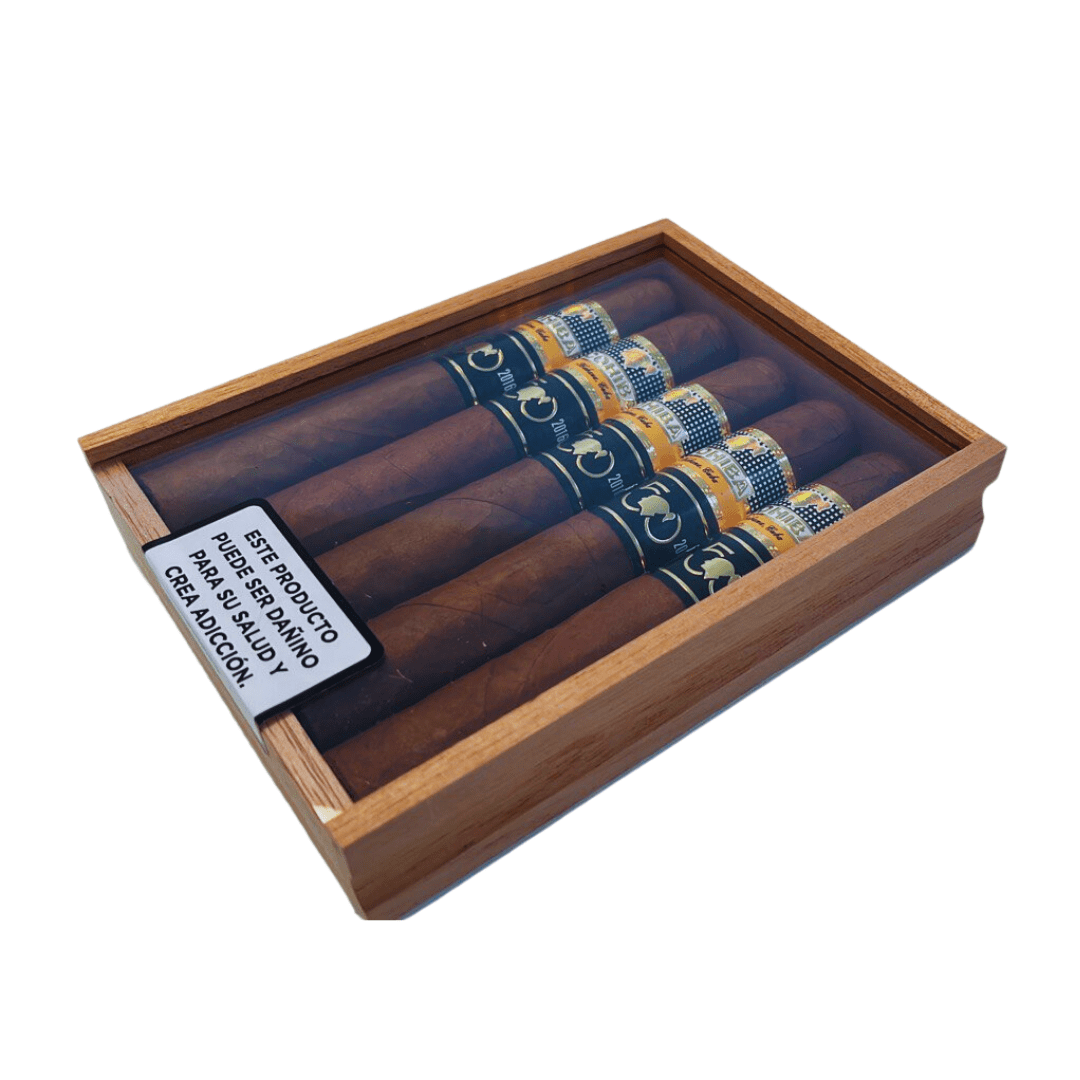 1 Humidor with 5 Cohiba Majestuosos 50 Anniversary