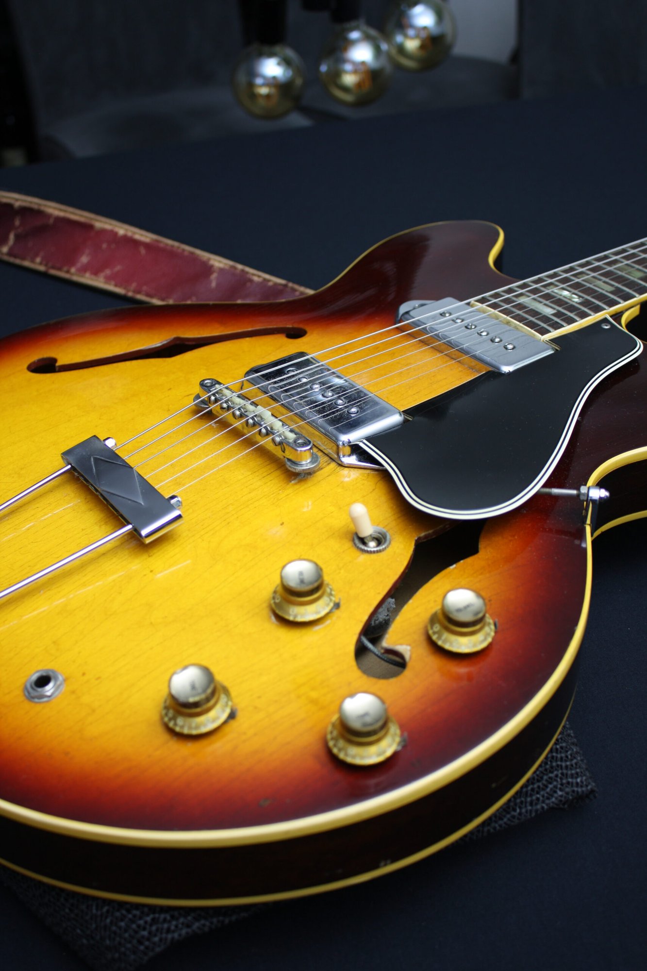 Gibson ES-330