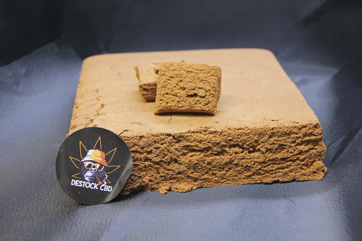 Le-Royal-hash_CBD