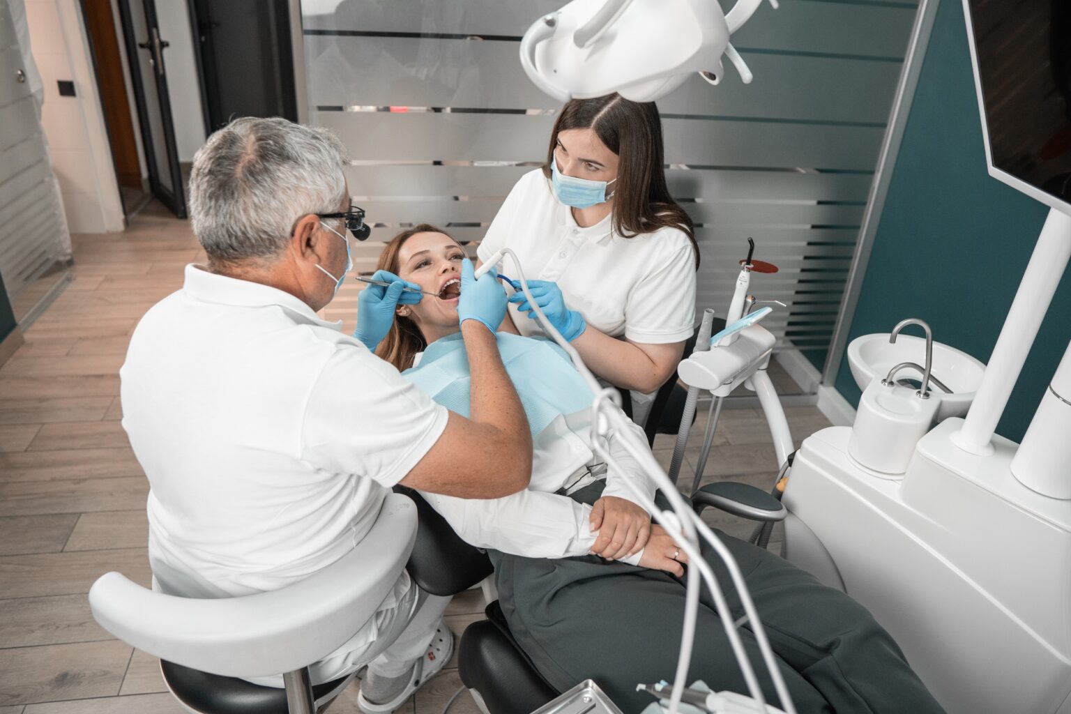 Full Mouth Dental Implants in Turkey Package Deals & Reviews 2024