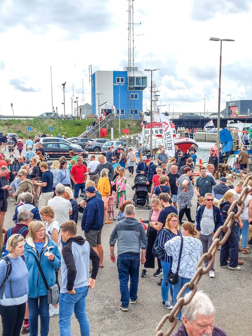 Så Er Det Nu På Søndag At Der Er Maritim Fesstival And Rejefestival Hvide Sande Nu Se Hvad 