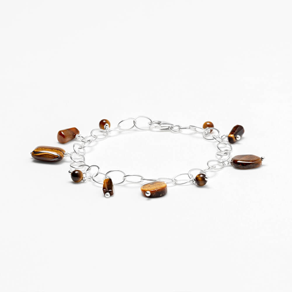 Silver-chain-bracelet-with-tiger-eye-marybola