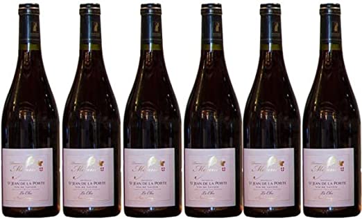 ## Vin de Savoie blanc sec jacquère - 2021 AOP Récoltant Le Vin de Savoie blanc sec jacquère, 2021 AOP Récoltant, est un produit de qualité provenant de la région de Savoie en France. Issu du domaine de Méjane, cette cuvée d'exception est produite à partir des meilleures grappes de raisins jacquère et offre une saveur unique et exceptionnelle. **Teneur en alcool** : Ce produit est élaboré à 11% vol. Il s'agit d'un vin sec qui se prête à toutes les occasions. **Allergènes** : Ce produit contient des sulfites. **Marque** : Vinaccus est une marque qui s'engage à sélectionner les meilleurs produits issus de la région de Savoie. **Nombre d'article(s) dans l'emballage** : Ce produit est vendu en ensemble de 3 bouteilles. **Poids du produit** : Ce produit pèse 5 kilogrammes. **Millésime** : Ce produit est issue de la cuvée 2021. **Unités** : Chaque bouteille pèse 2250ml. Avec le Vin de Savoie blanc sec jacquère vous pourrez déguster un vin sec à teneur en alcool douce et bien équilibrée. Une expérience unique tout droit sortie de la région de Savoie à déguster en famille ou entre amis.