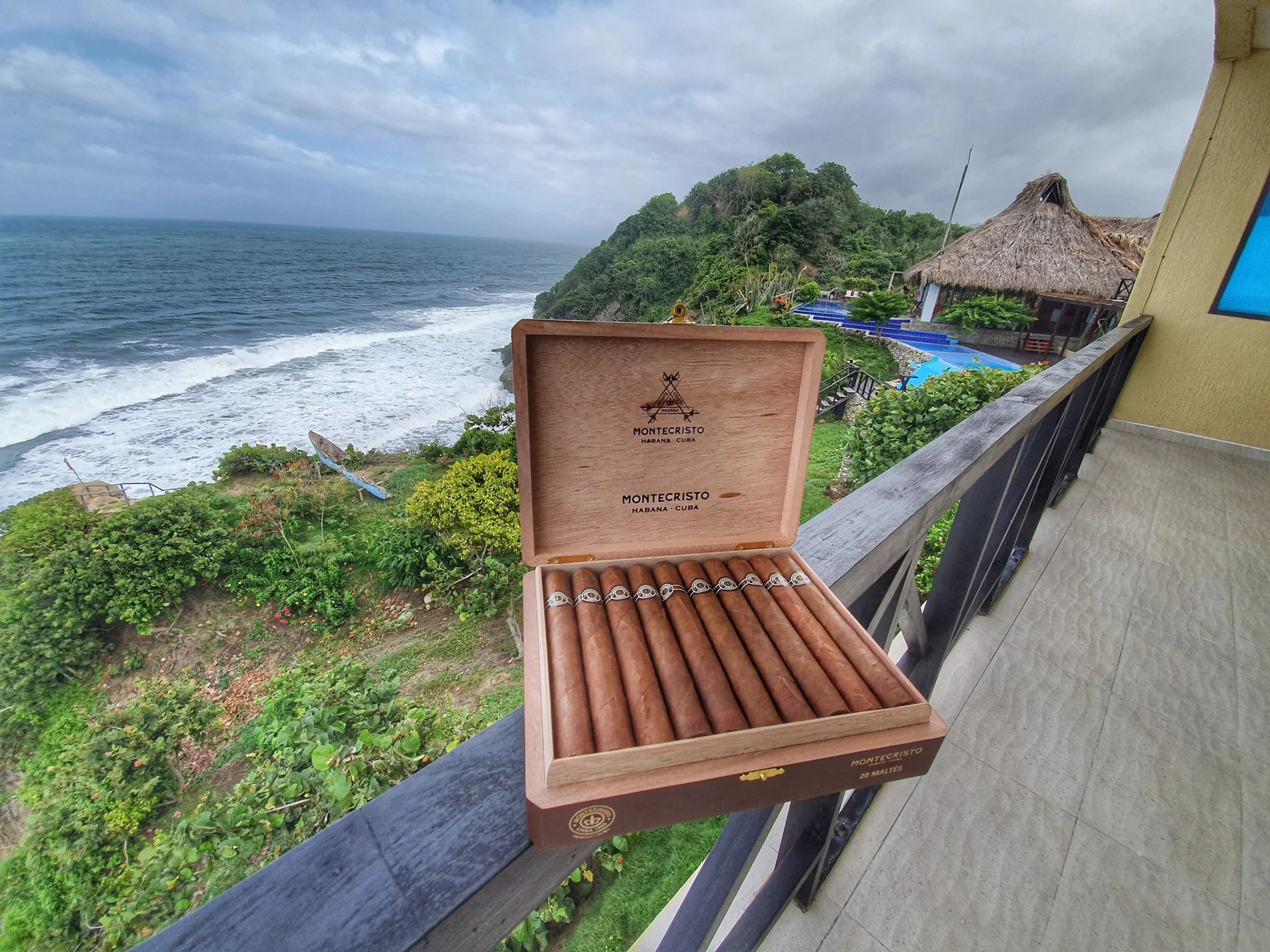 Discover the Timeless Elegance and Rich Flavor of The Best Cuban Cigars and Coronas Gigantes