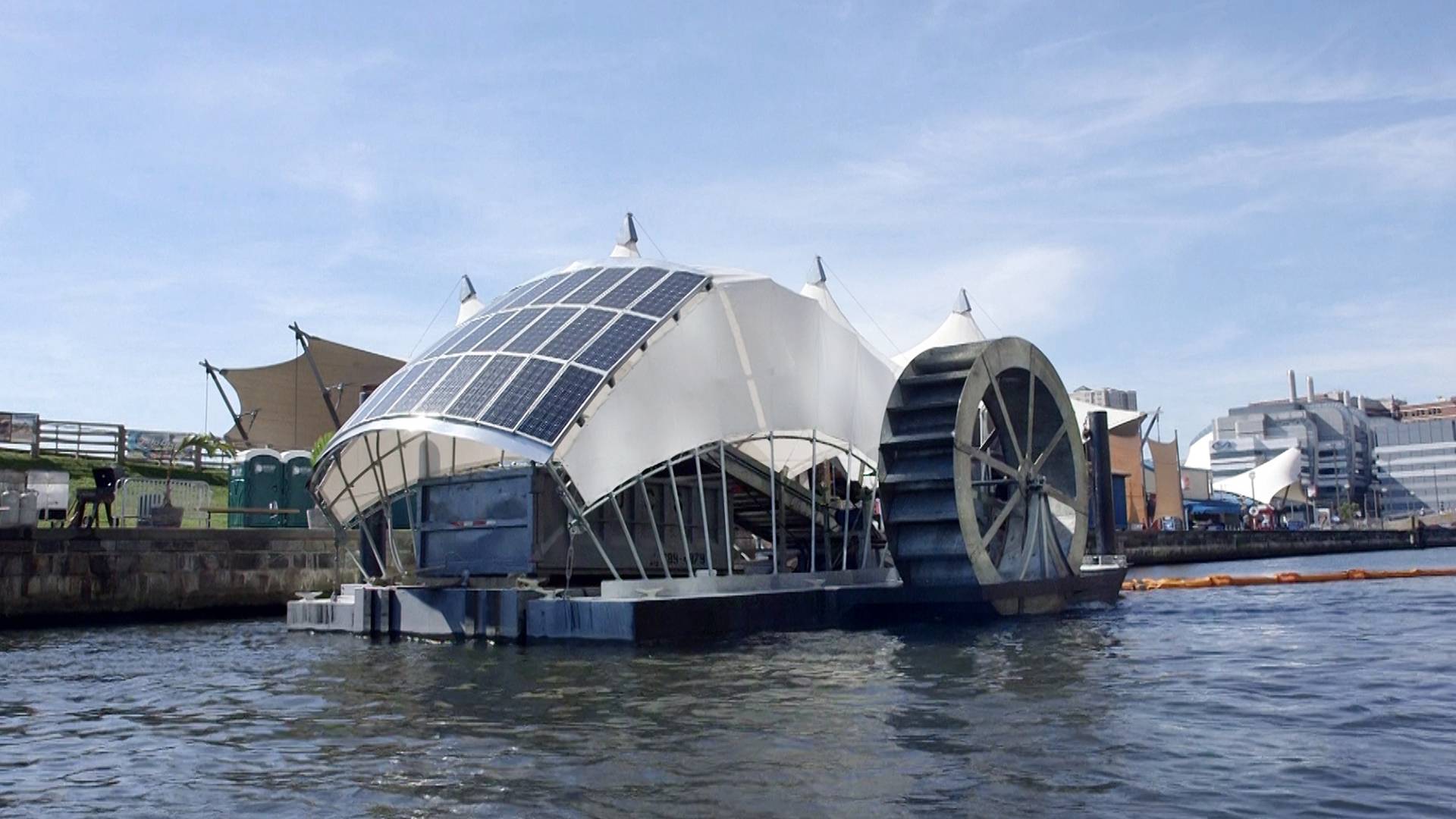 inner-harbor-trash-cleaning-water-wheel